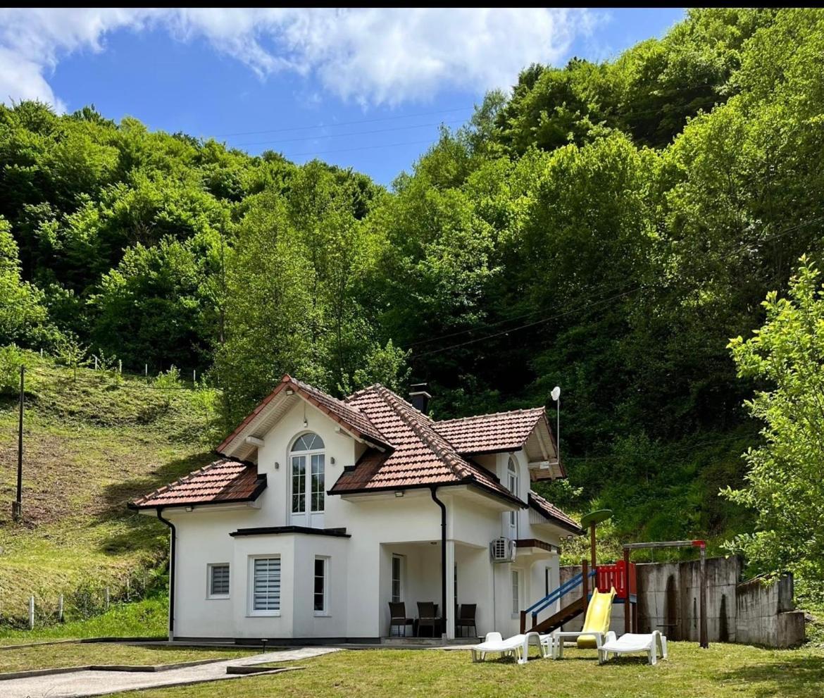 Cobras Plivsko Jezero, Jajce Villa Exterior foto